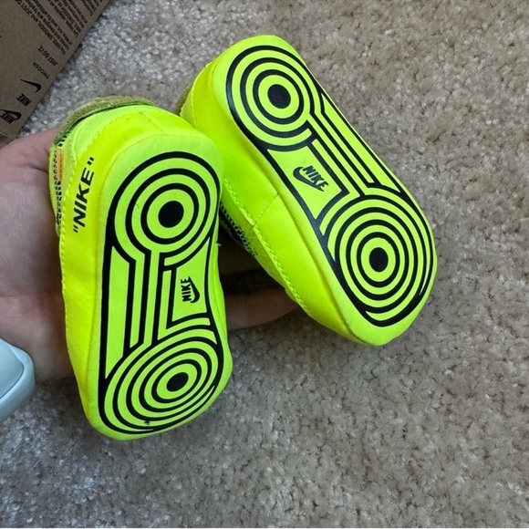 Nike Infant Off-White X Air Force 1 Low CB 'VOLT' Size: 3C - Picture 8 of 10